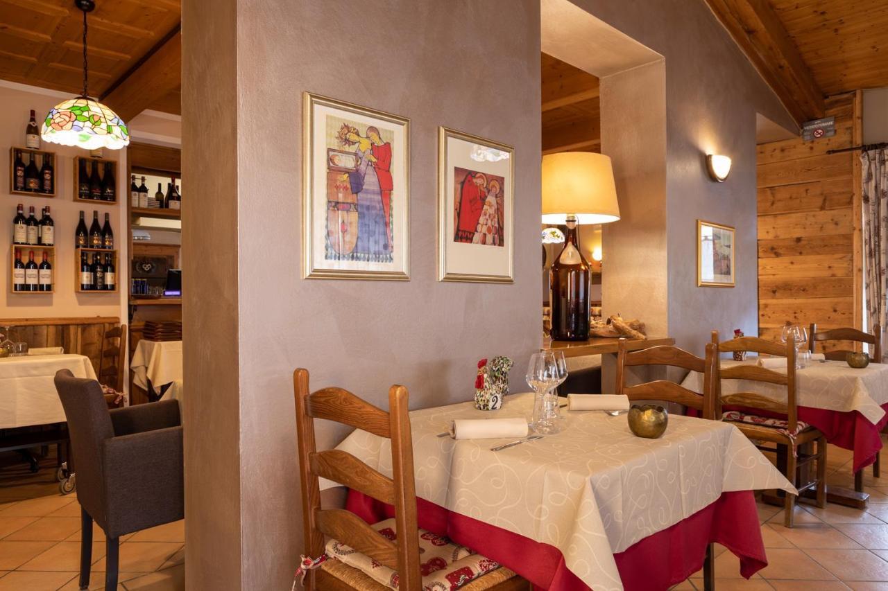Mont Velan Chambres & Restaurant Saint-Oyen Exteriér fotografie